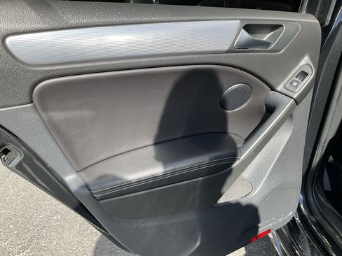 Used 2013 Volkswagen Golf R 4-Door AWD/4WD image 34