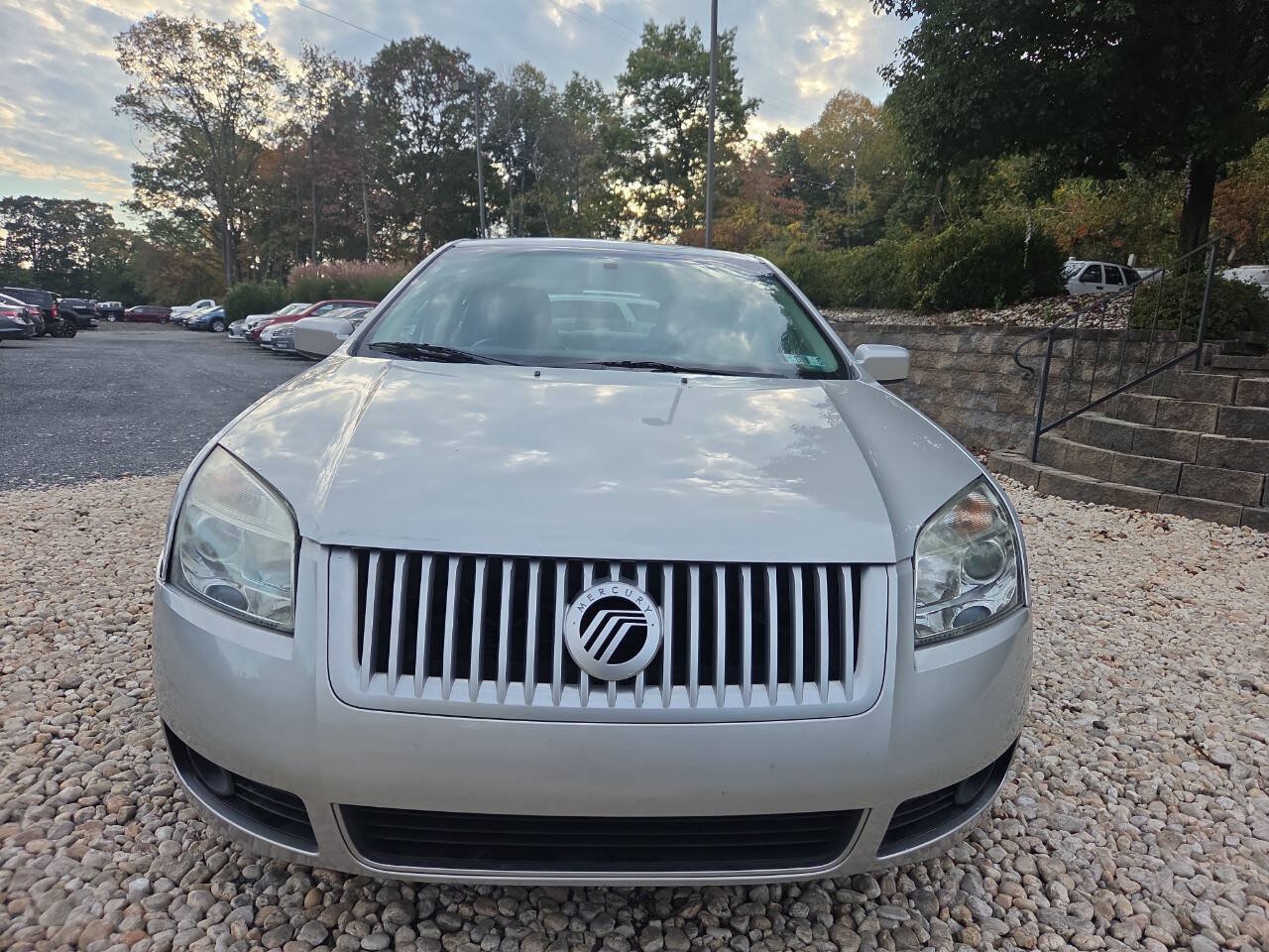 Used 2009 Mercury Milan Premier AWD/4WD image 2