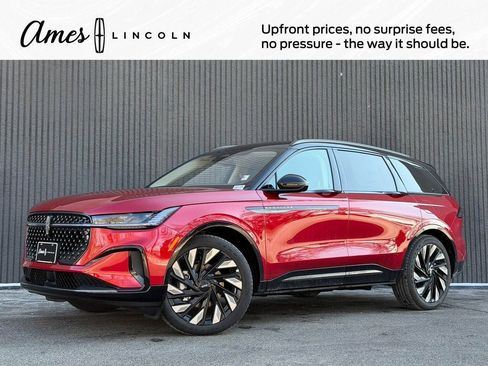 New 2026 Lincoln Nautilus Reserve image 1