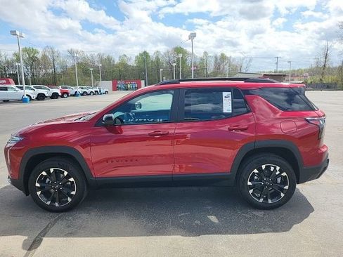 New 2026 Chevrolet Equinox RS w/ Convenience Package III FWD image 10