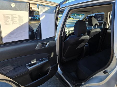 Used 2011 Subaru Forester 2.5X AWD/4WD image 9