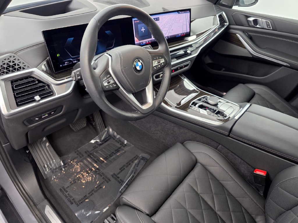 Certified 2024 BMW X5 sDrive40i w/ Premium Package RWD image 11