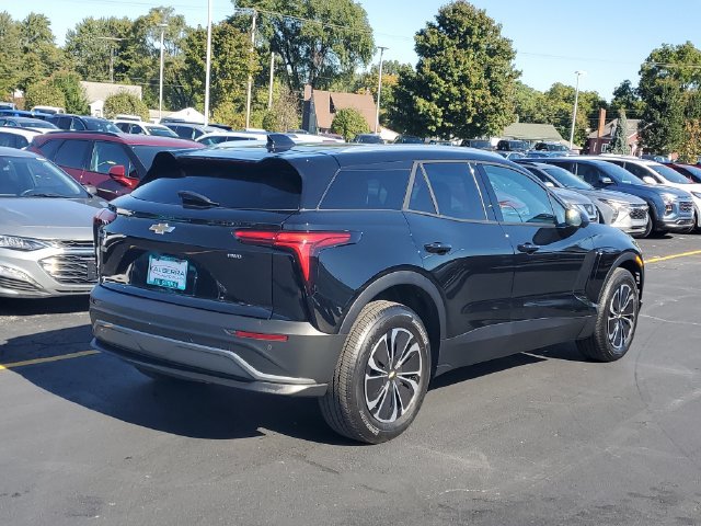 Certified 2024 Chevrolet Blazer EV LT AWD/4WD image 4