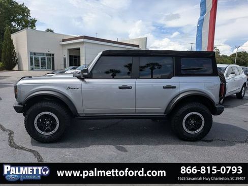 Used 2022 Ford Bronco Badlands AWD/4WD image 6
