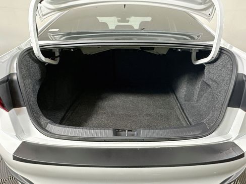 Used 2024 Volkswagen Jetta SE FWD image 27