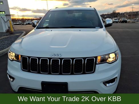 Used 2022 Jeep Grand Cherokee Limited image 9