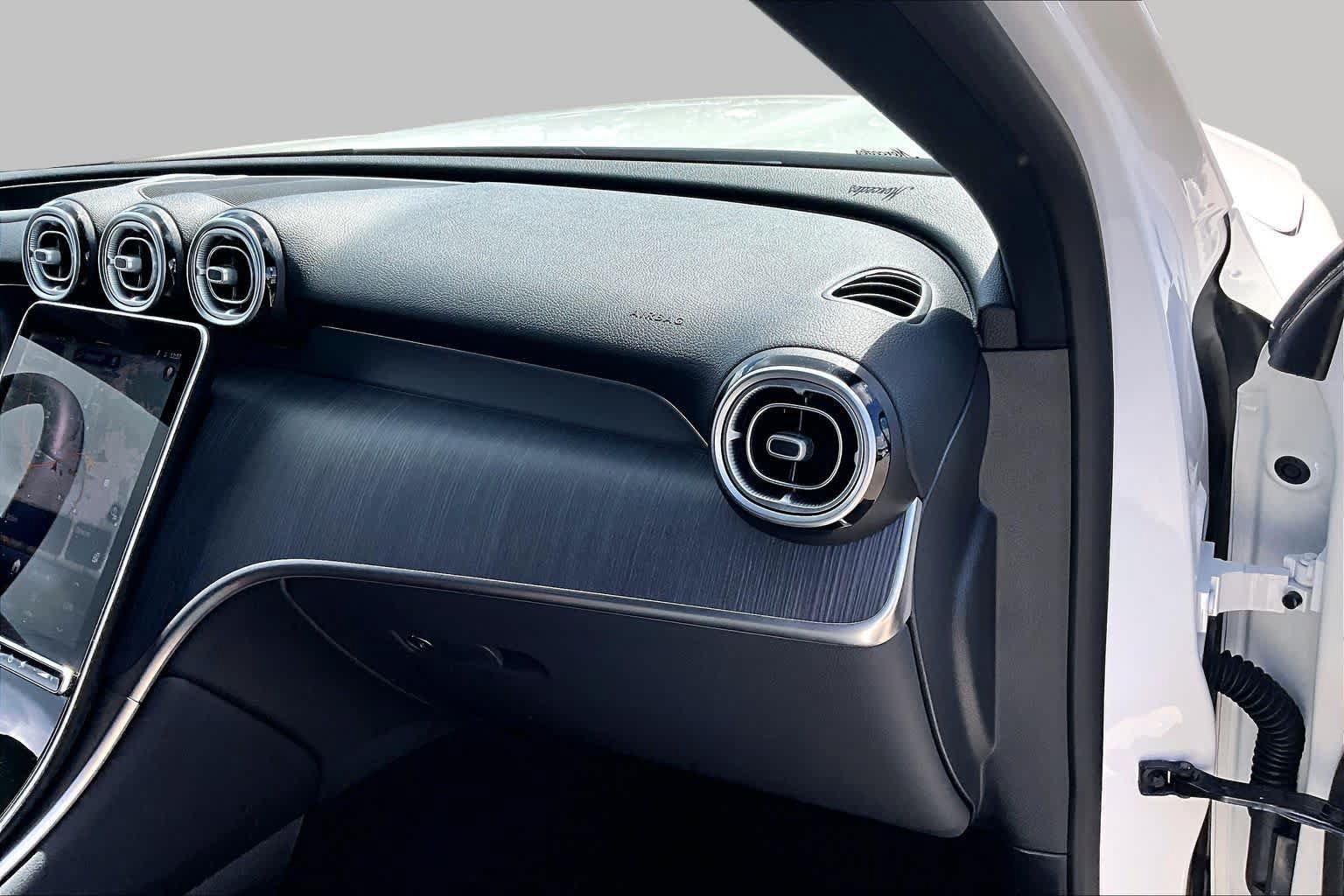Certified 2026 Mercedes-Benz GLC 300 4MATIC image 18