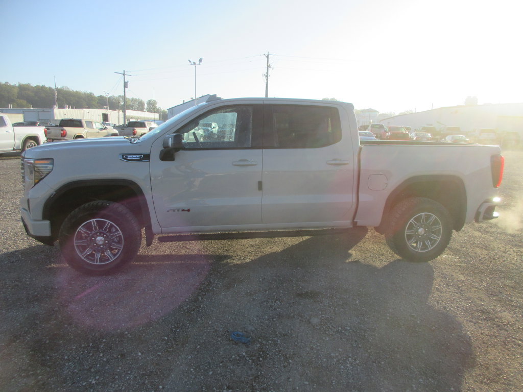 New 2026 GMC Sierra 1500 AT4 w/ AT4 Premium Package AWD/4WD image 9