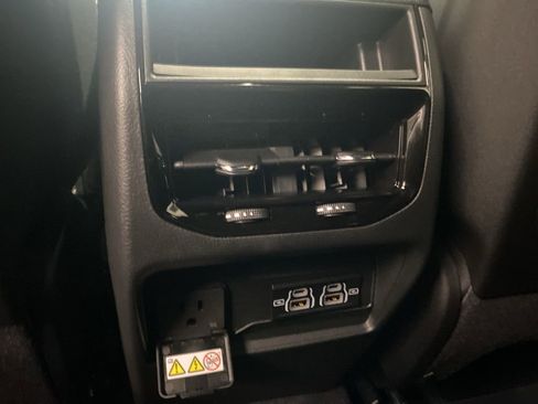 New 2025 Jeep Grand Cherokee Laredo w/ Luxury Tech Group I image 16