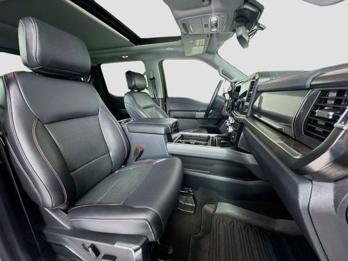 Used 2024 Ford F350 Lariat w/ Lariat Ultimate Package image 28