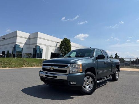 Used 2010 Chevrolet Silverado 1500 LT w/ Power Pack Plus AWD/4WD image 1