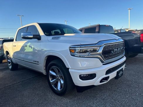 Used 2022 RAM 1500 Limited w/ Body Color Bumper Group image 3