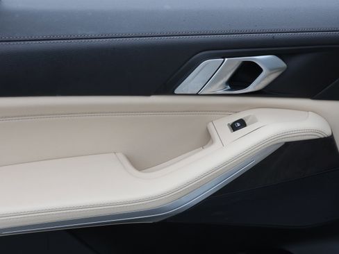 Used 2021 BMW X5 xDrive40i w/ Premium Package 3 image 35