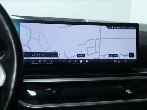 Certified 2024 BMW X7 xDrive40i w/ M Sport Package image 26