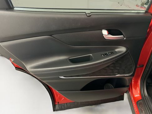 Used 2019 Hyundai Santa Fe AWD image 28