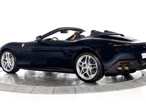 Certified 2026 Ferrari Roma Spider RWD image 7