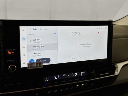 New 2026 Toyota Sienna XLE AWD/4WD image 14