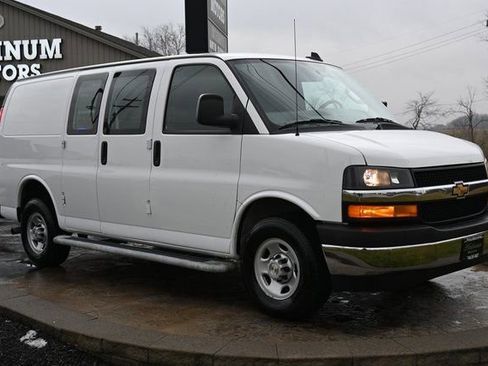 Used 2024 Chevrolet Express 2500 w/ Driver Convenience Package image 3