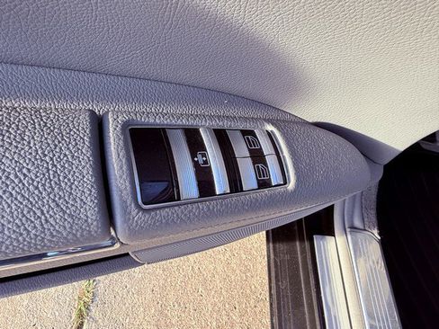 Used 2007 Mercedes-Benz S 550 image 15