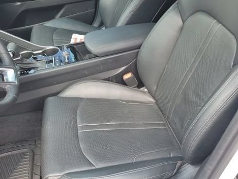 Used 2024 Kia K5 EX w/ EX Premium Package FWD image 8