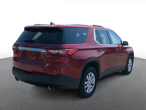 Used 2018 Chevrolet Traverse LT w/ LPO, Floor Liner Package AWD/4WD image 8