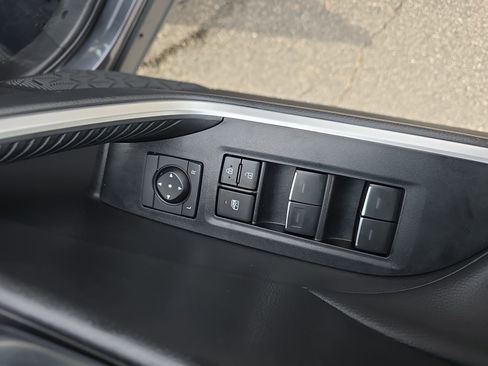 Certified 2024 Toyota RAV4 XLE image 28