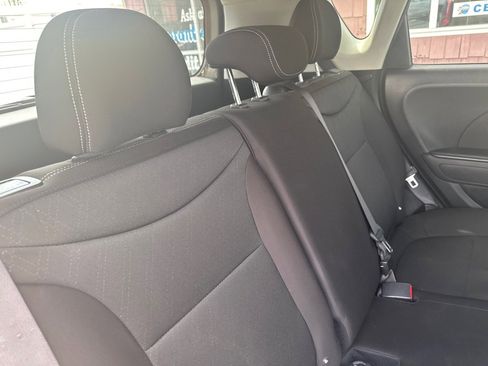 Used 2016 Kia Soul image 15