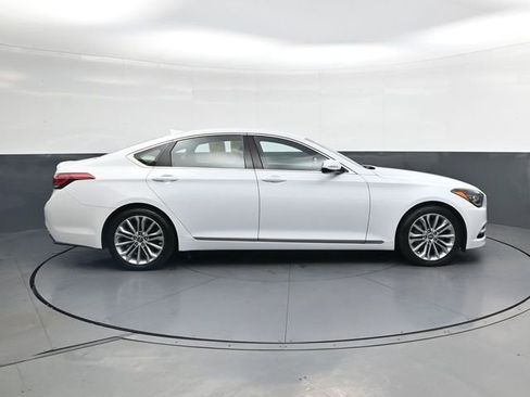 Used 2017 Genesis G80 3.8 RWD image 3