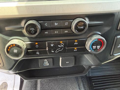 Used 2023 Ford F250 XLT w/ FX4 Off-Road Package AWD/4WD image 27