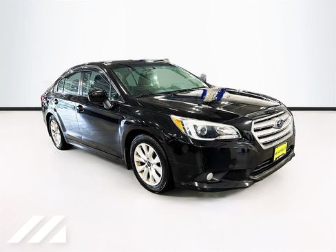 Used 2015 Subaru Legacy 2.5i Premium w/ Moonroof Package AWD/4WD image 3