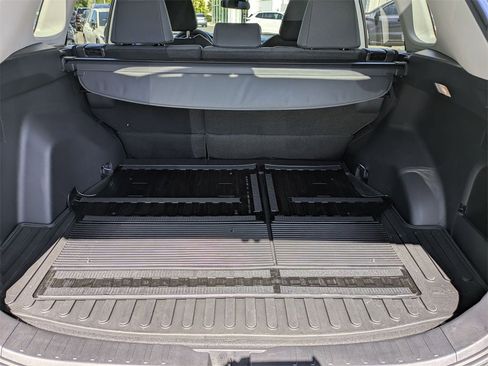 Used 2022 Toyota RAV4 LE image 35