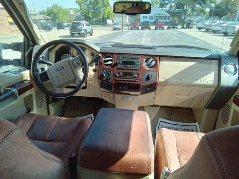 Used 2008 Ford F350 Lariat image 9