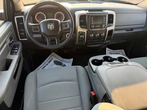 Used 2017 RAM 1500 Classic SLT AWD/4WD image 15