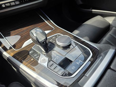 Used 2019 BMW X5 xDrive40i w/ Premium Package 2 AWD/4WD image 34