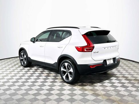Used 2025 Volvo XC40 B5 Plus w/ Protection Package Premier image 5