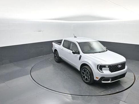 New 2026 Ford Maverick Lariat w/ 4K Tow Package image 18