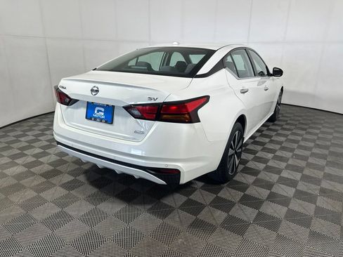 Used 2022 Nissan Altima 2.5 SV AWD/4WD image 7