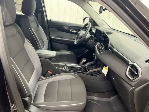 Used 2024 Chevrolet TrailBlazer LT w/ Convenience Package FWD image 21