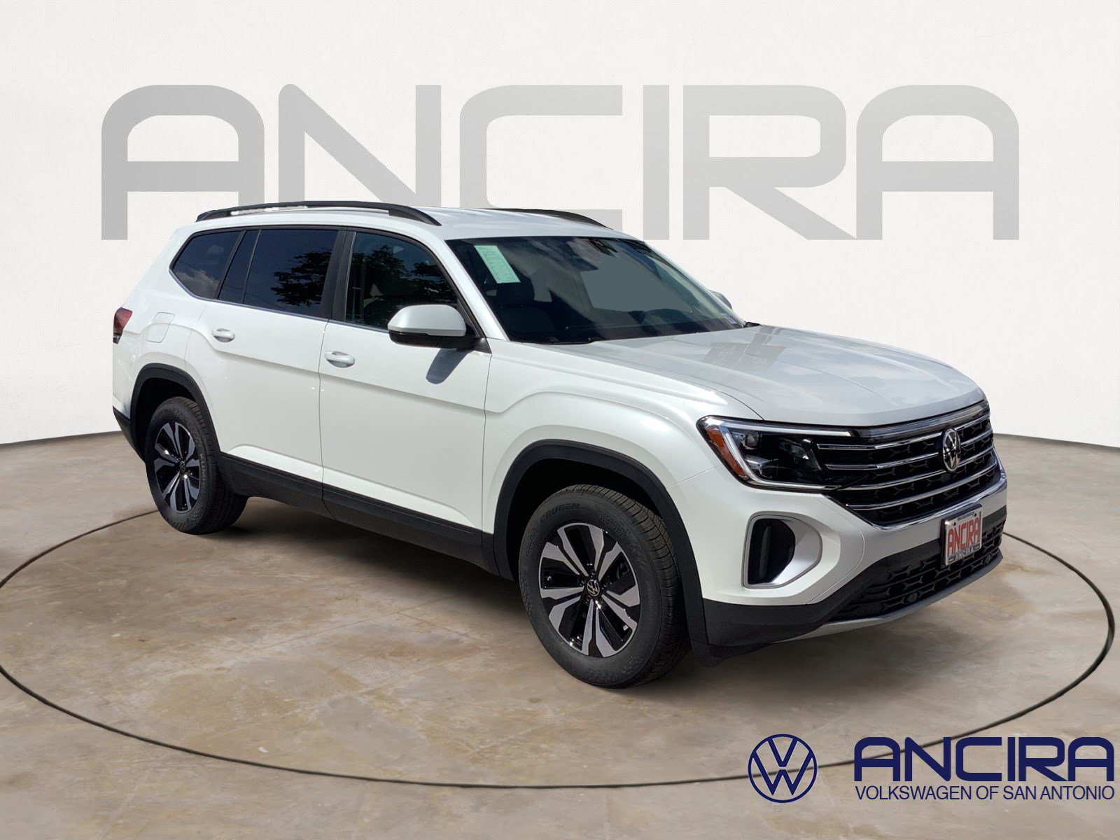 New 2026 Volkswagen Atlas SE FWD image 1