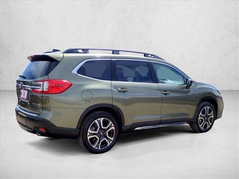 Certified 2025 Subaru Ascent Limited AWD/4WD image 4