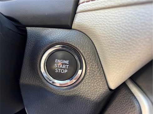 Used 2024 Toyota RAV4 Limited image 30