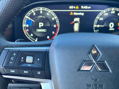 Used 2024 Mitsubishi Outlander SEL image 21