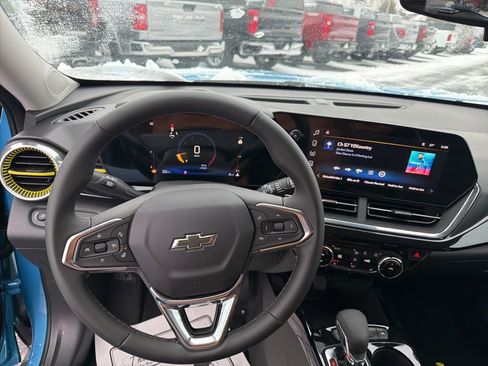 New 2026 Chevrolet Trax ACTIV w/ Driver Confidence Package image 2