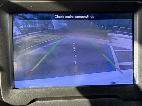 Used 2018 Jeep Renegade Latitude image 13