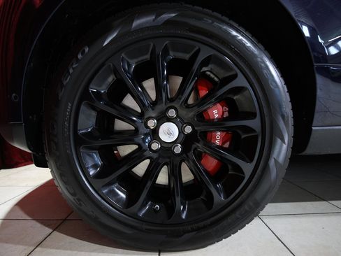 Used 2020 Land Rover Range Rover HSE image 7