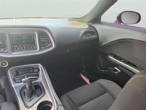 Used 2019 Dodge Challenger SXT AWD/4WD image 14