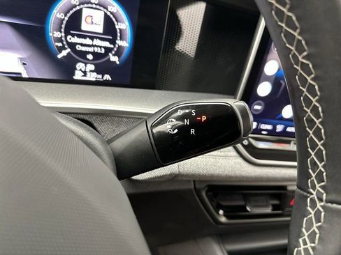 Certified 2025 Volkswagen Tiguan S AWD/4WD image 19