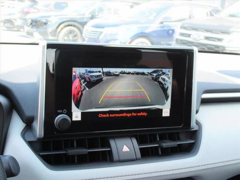Used 2024 Toyota RAV4 XLE image 25