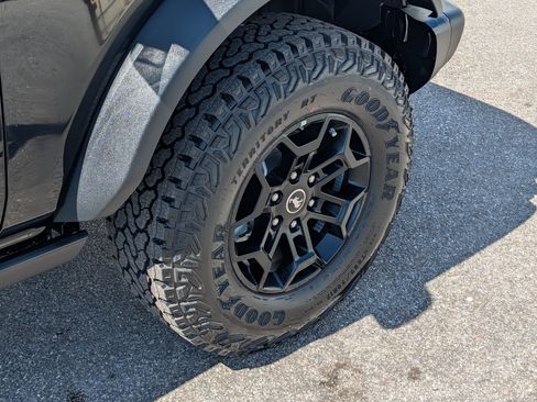 New 2026 Ford Bronco Badlands AWD/4WD image 13