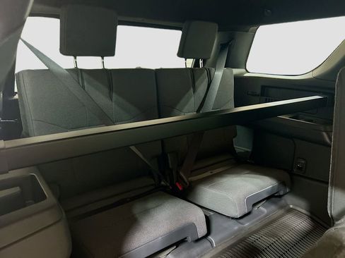 New 2026 Toyota 4Runner SR5 AWD/4WD image 23